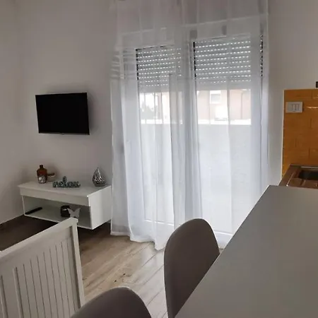 Katarina Apartamento Vir