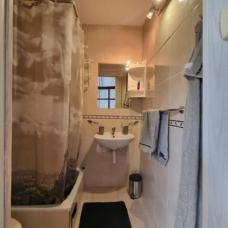 Katarina Apartment *